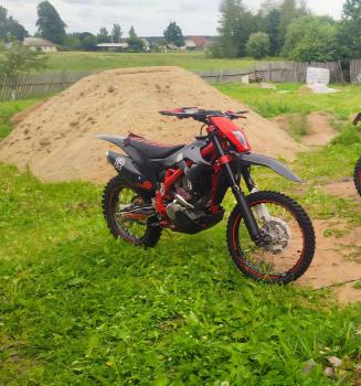 Эндуро BSE Z11, 2021 г.